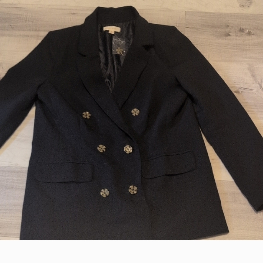 Women's honey Punch Blazer, Like New. Comes With Extra Button